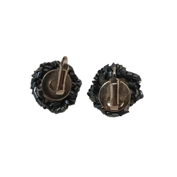 VNT Black Bugle Glass Beads Cluster Clip-On Earrings Seeded Retro Prom Wedding - Picture 3 of 7